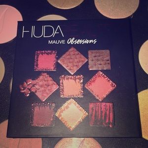 Mauve Huda (mini)